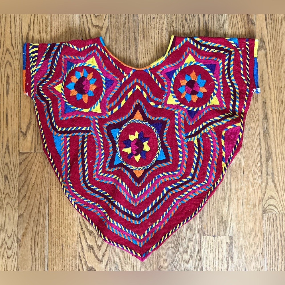 Authentic K’iche’ Maya HUIPIL, Chichicastenango, Handwoven Cotton, 1970s